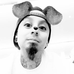 Meet your Posher, Manny